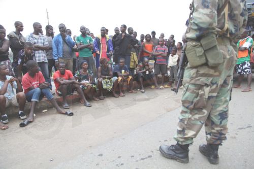 Σε συναγερμό η Ασία για τον Έμπολα