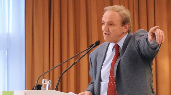 Δεν πάει στην εκδήλωση του ΠΑΣΟΚ ο Τζουμάκας