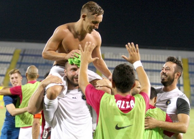 BINTEO-Οι πανηγυρισμοί της ζωής τους!