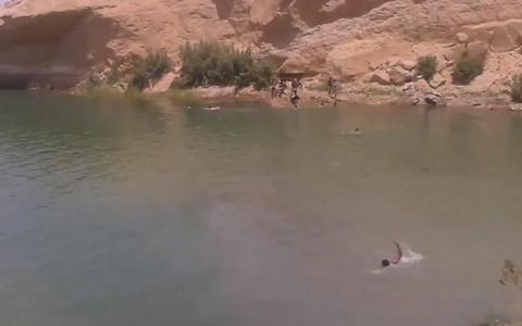 Εμφανίστηκε… λίμνη σε έρημο της Τυνησίας