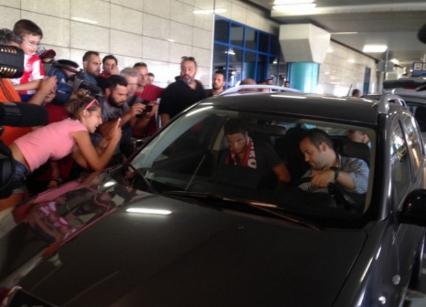 ΒΙΝΤΕΟ-Χαμός στην άφιξη του Αφελάι