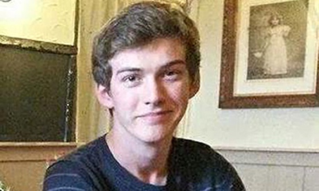 ΦΩΤΟ-18χρονος έκανε βουτιά θανάτου για το Ice Bucket