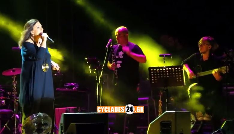 ΒΙΝΤΕΟ-Το ατύχημα της Αλεξίου πάνω στη σκηνή