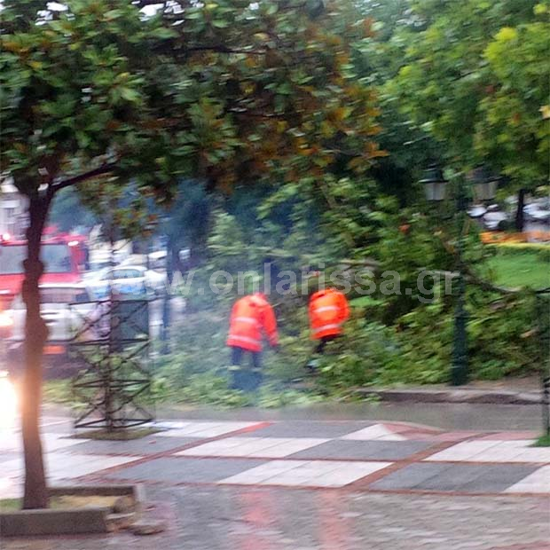 dentro aytokinito farsala 2