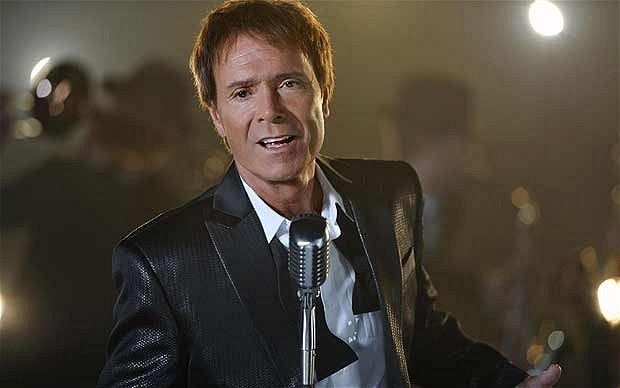 Στο στόχαστρο της αστυνομίας ο Cliff Richard
