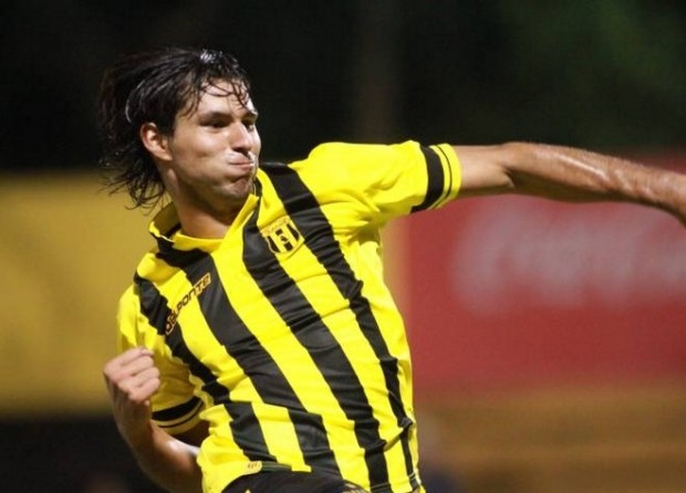 Υπογράφει ο Μπενίτες