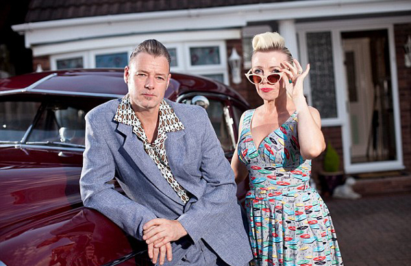 ΦΩΤΟ-Το ζευγάρι που… ζει στο 1950