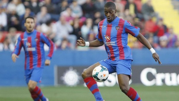 «Ερυθρόλευκος» και ο Ντιόπ