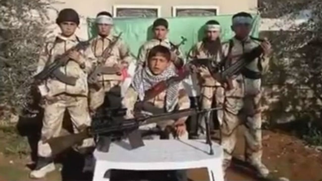 Φόβοι για τα παιδιά που βρίσκονται σε στρατόπεδα εκπαίδευσης