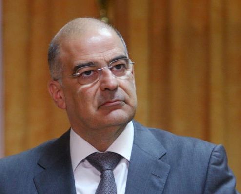 Την προστασία της πρώτης κατοικίας στηρίζει ο Δένδιας