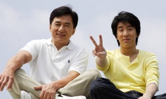 Ο Τσάκι Τσαν για τη σύλληψη του γιου του