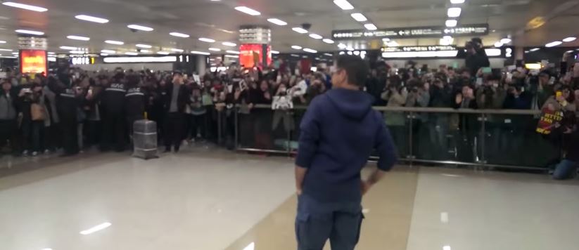 ΒΙΝΤΕΟ-Ο “Ironman” στη Νότια Κορέα