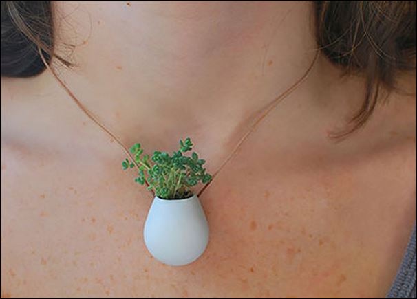 ΦΩΤΟ-Τα πιο περίεργα κολιέ