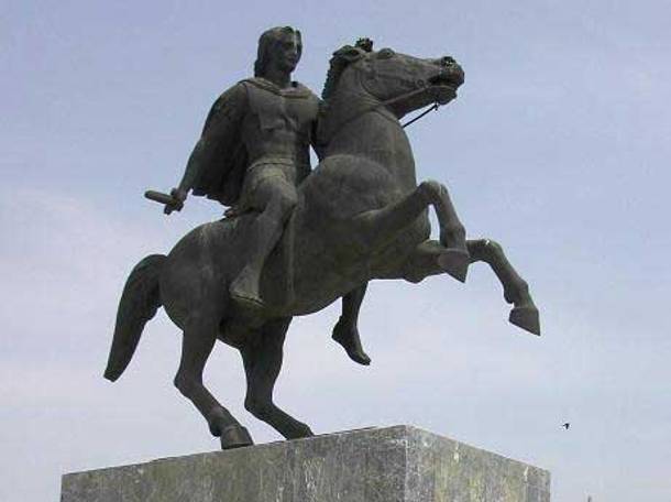 Ανδριάντα του Μ. Αλεξάνδρου θέλουν 24 βουλευτές της Ν.Δ.