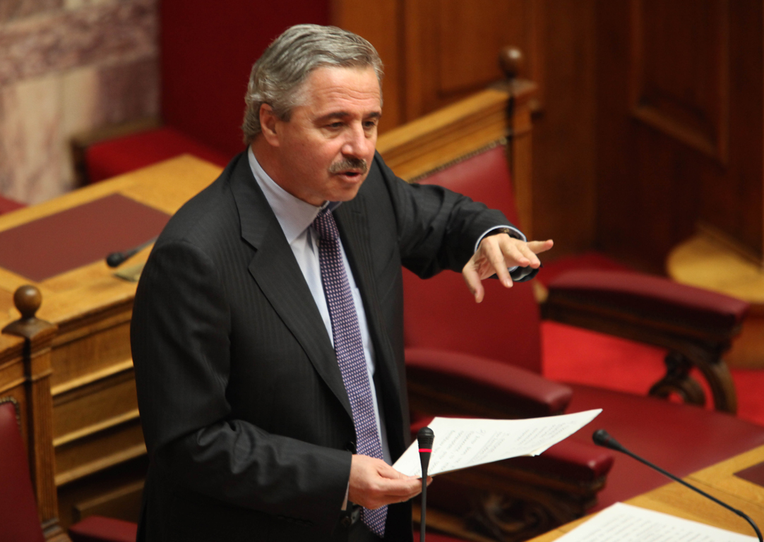 Μανιάτης: Η τροπολογία του ΣΥΡΙΖΑ για το ρεύμα θα κοστίσει 263 εκατ.