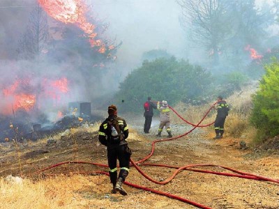 5 φωτιές μέσα σε λίγες ώρες σε Φθιώτιδα και Βοιωτία