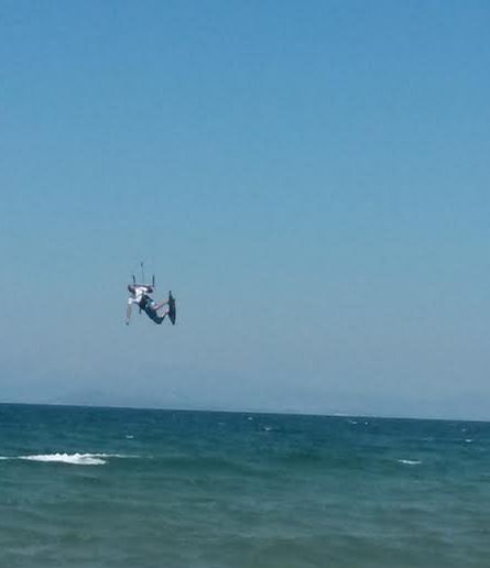 Τραυματίστηκε kitesurfer στη Ρόδο