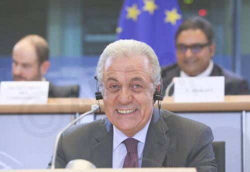 ΦΩΤΟ-Τα χαμόγελα του Δημήτρη Αβραμόπουλου