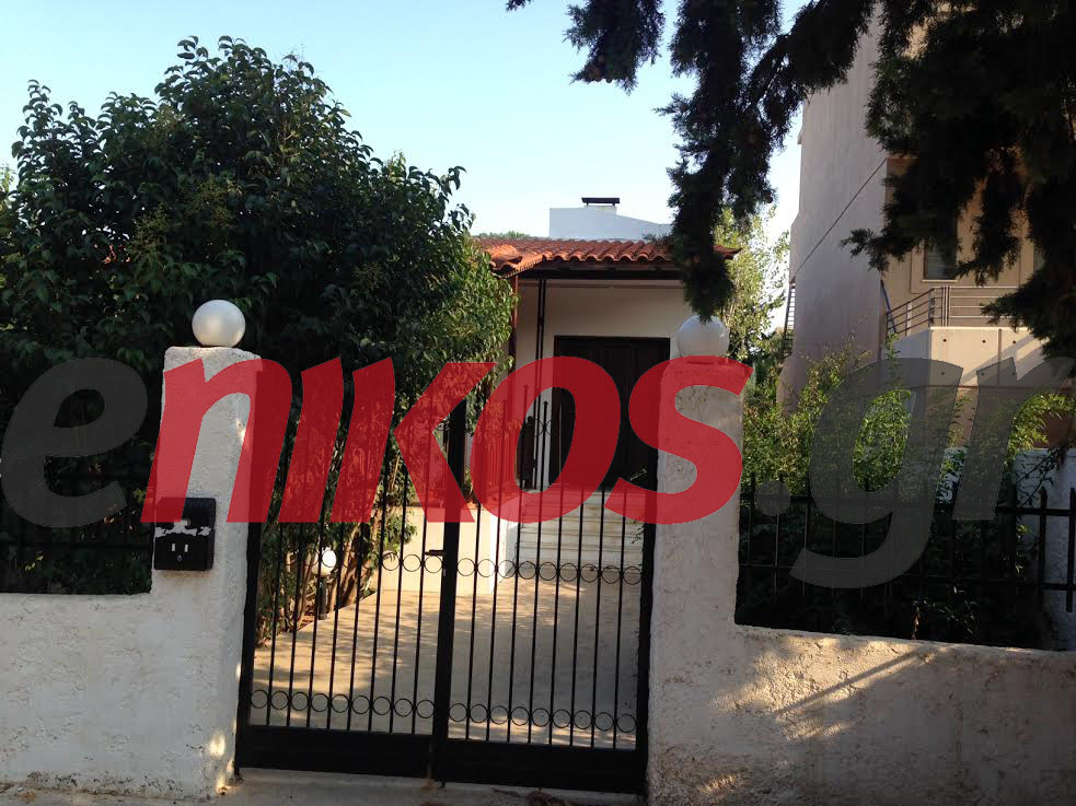 ΦΩΤΟ-Η μονοκατοικία των ληστών του Διστόμου-Η έφοδος της αντιτρομοκρατικής