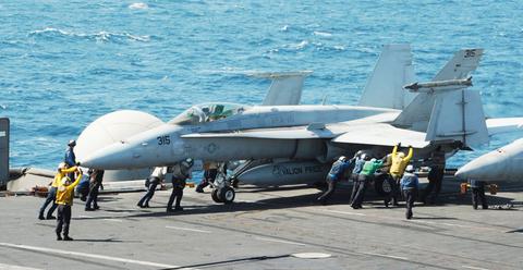 Νέες αεροπορικές επιδρομές των ΗΠΑ κατά των τζιχαντιστών