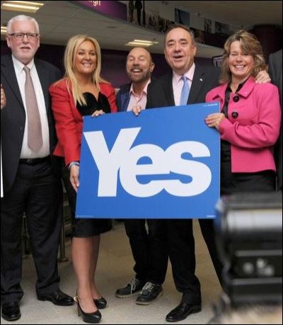 Κάλεσμα Σάλμοντ στους Σκωτσέζους να ψηφίσουν «ναι»