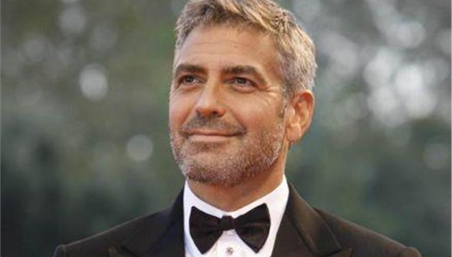 O Κλούνεϊ γκεστ στο Ντάουντον