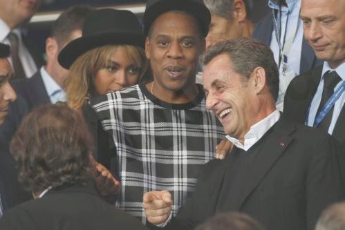 ΦΩΤΟ-Μπιγιονσέ, Σαρκοζί και Μπέκαμ στο γήπεδο