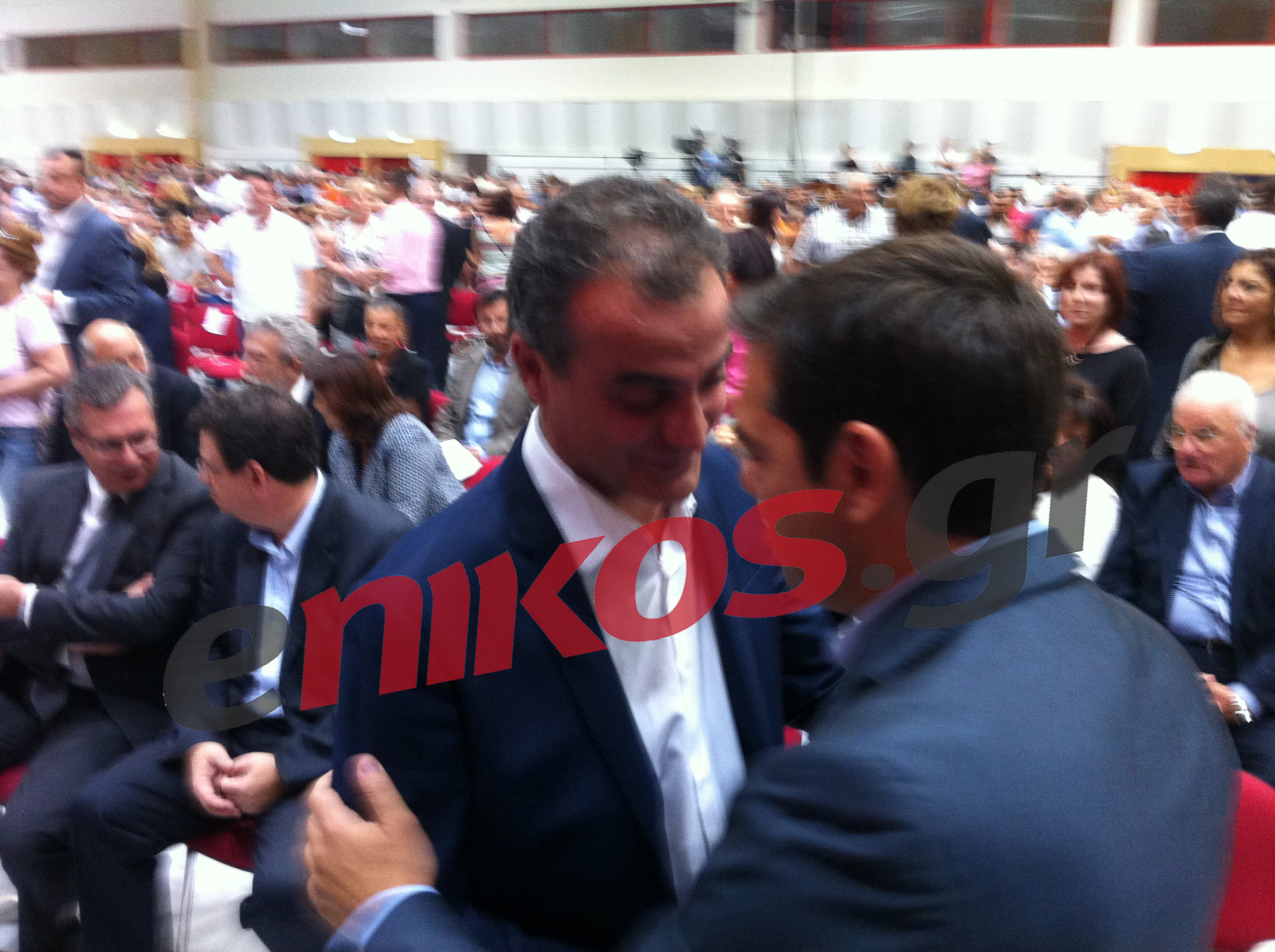 ΦΩΤΟ-Τετ α τετ Τσίπρα-Καρυπίδη