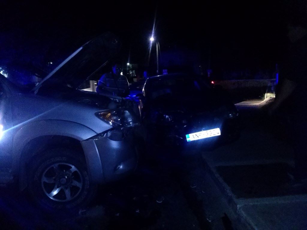 Τροχαίο στα Χανιά-Συγκρούστηκαν δύο αυτοκίνητα