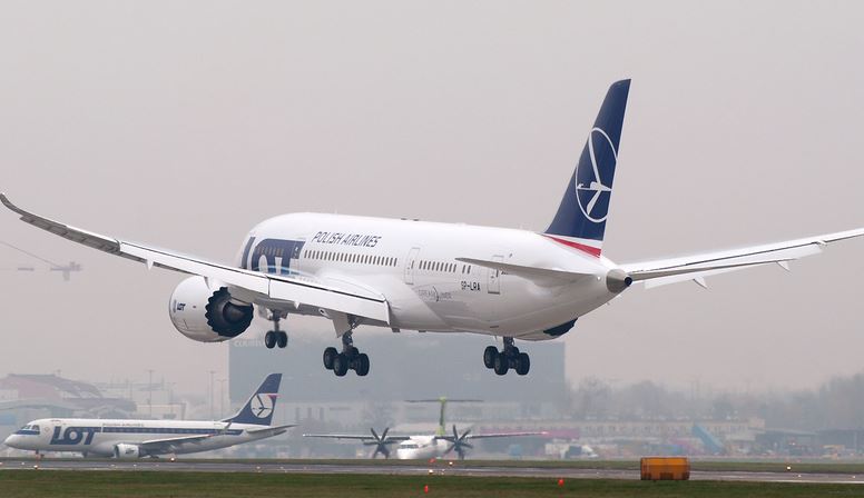 Αναγκαστική προσγείωση Boeing λόγω τεχνικού προβλήματος