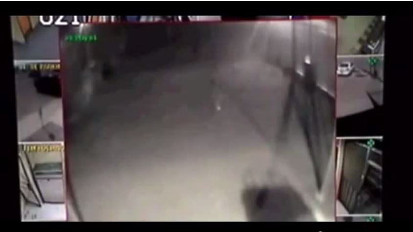 ΒΙΝΤΕΟ-Φάντασμα σε αστυνομικό τμήμα