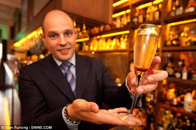 ΦΩΤΟ-Το πιο ακριβό κοκτέιλ του κόσμου