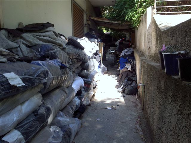 ΦΩΤΟ-Είχαν εργαστήριο απομιμητικών προϊόντων