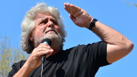 Γκρίλο: Οι μετανάστες “φέρνουν μολυσματικές ασθένειες”