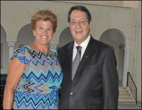 ΦΩΤΟ-Η εμφάνιση της συζύγου του Νίκου Αναστασιάδη που συζητήθηκε