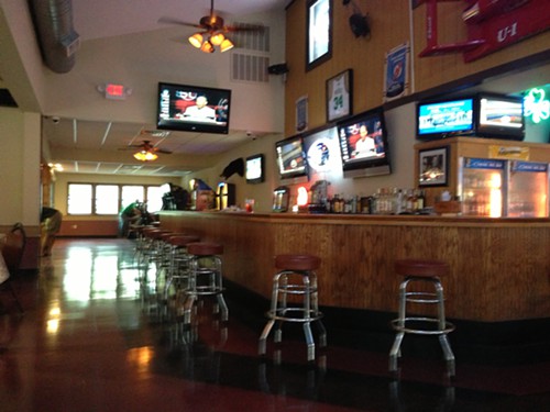 Διαρρήκτης νύσταζε και κοιμήθηκε στο τραπέζι