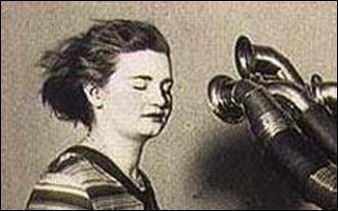 ΦΩΤΟ-Το πρώτο πιστολάκι μαλλιών