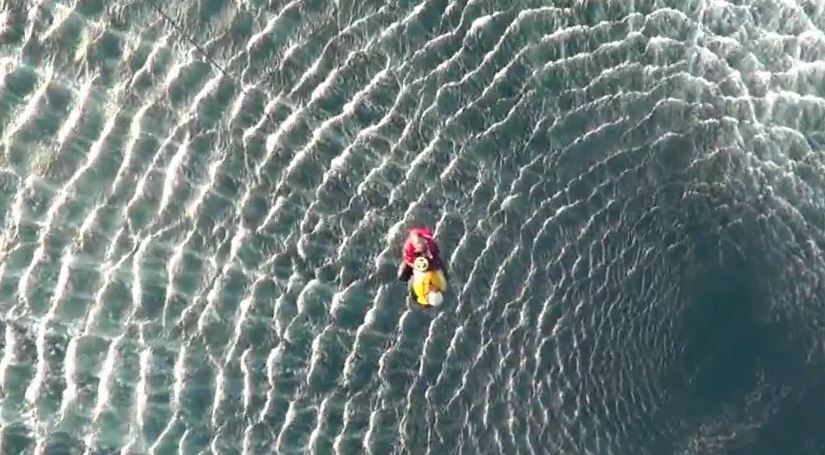 ΒΙΝΤΕΟ-Η διάσωση του πιλότου στη Χαλκιδική