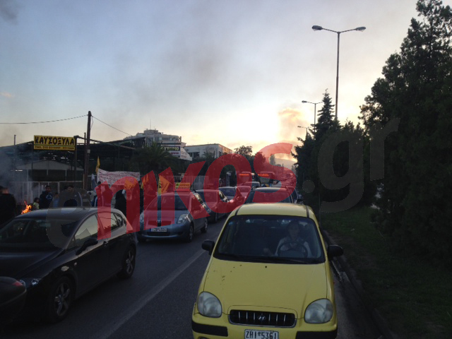 ΦΩΤΟ-Κυκλοφοριακό “μπλακ άουτ” στη Μεσογείων