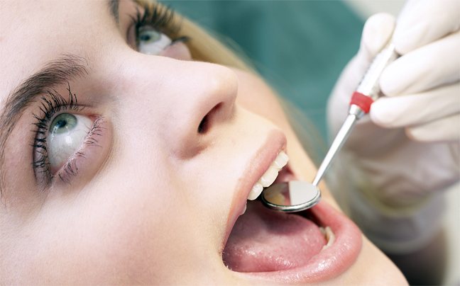O οδοντιατρικός έλεγχος “δείχνει” 7.000 παθήσεις