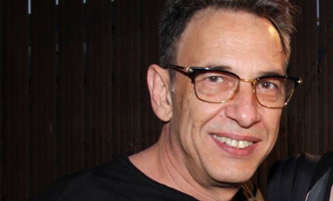 Δήλωση-φωτιά του Διονύση Τσακνή για τις “Θεσμοφοριάζουσες”