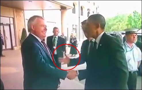 BINTEO-Ο Κάμερον έμεινε με το χέρι στον…αέρα