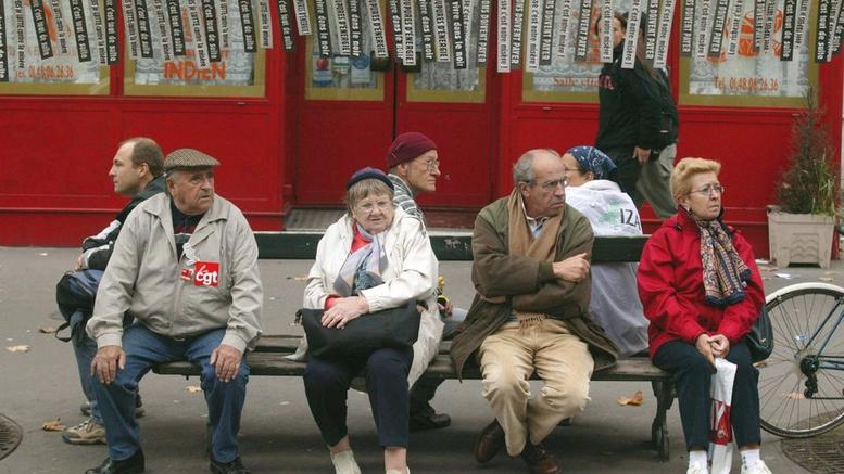 Χωρίς σύνταξη η… μισή υφήλιος