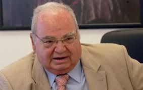 Λέανδρος Ρακιντζής: Βρίσκω τείχος όταν προσπαθώ να ελέγξω τους επωνύμους