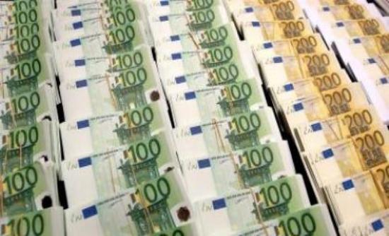Handelsblatt: Οι αγορές γυρίζουν την πλάτη στο ευρώ