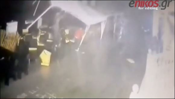 ΒΙΝΤΕΟ-Ανεμοστρόβιλος σήκωσε άνδρα στον αέρα