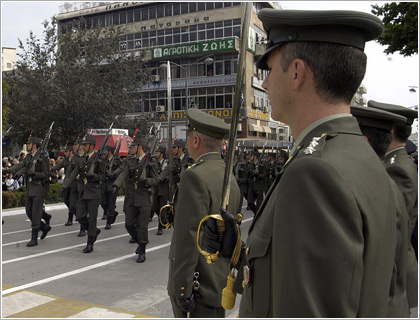 Ένοπλες Δυνάμεις-Σύνταξη και στα 58 για αξιωματικούς