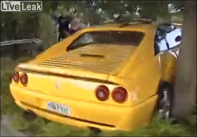 BINTEO-Κατέστρεψε τη… δανεική Ferrari