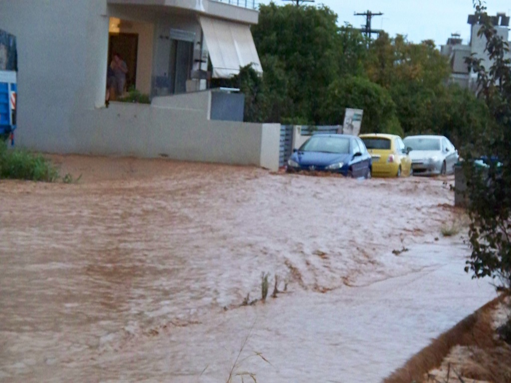 ΒΙΝΤΕΟ-Πλημμύρες στο Μεσολόγγι