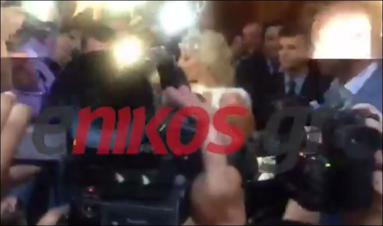 ΒΙΝΤΕΟ-Η Lady Gaga… περικυκλωμένη